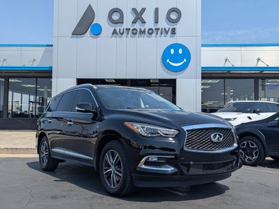 Used 2019 INFINITI QX60 Luxe w/ Essential Package