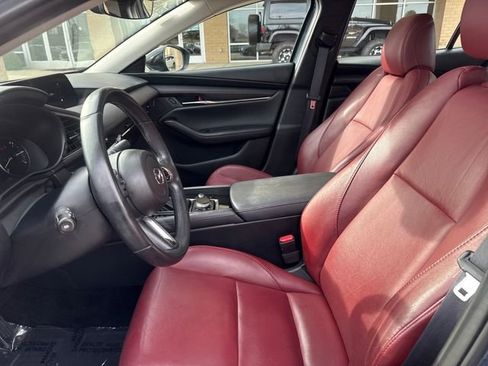 Used 2024 MAZDA MAZDA3 s image 8