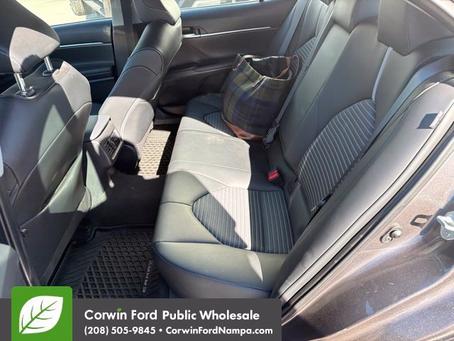 Used 2023 Toyota Camry SE FWD image 9