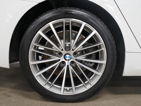 Used 2020 BMW 540i w/ Convenience Package RWD image 28