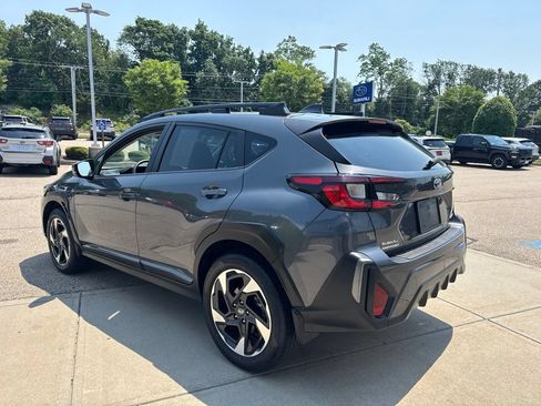 Used 2024 Subaru Crosstrek 2.5i Limited AWD/4WD image 3