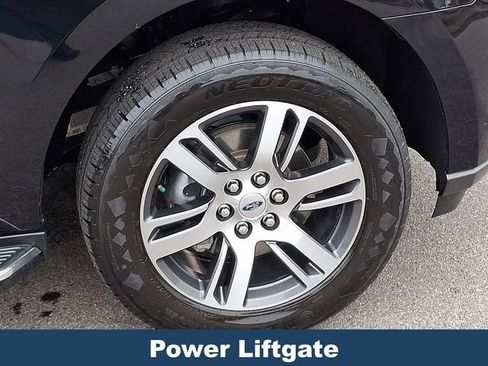 Used 2023 Ford Expedition Max Limited image 10