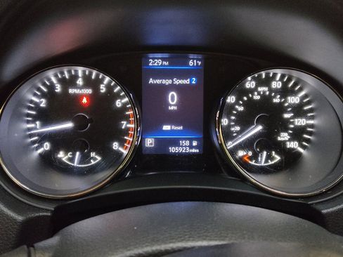 Used 2020 Nissan Rogue SV image 23