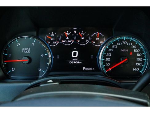 Used 2018 GMC Sierra 2500 Denali w/ Duramax Plus Package AWD/4WD image 22