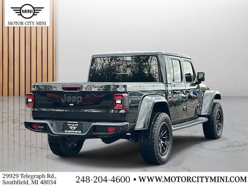 Used 2022 Jeep Gladiator Overland AWD/4WD image 4