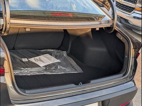 New 2025 Kia K4 LXS image 13