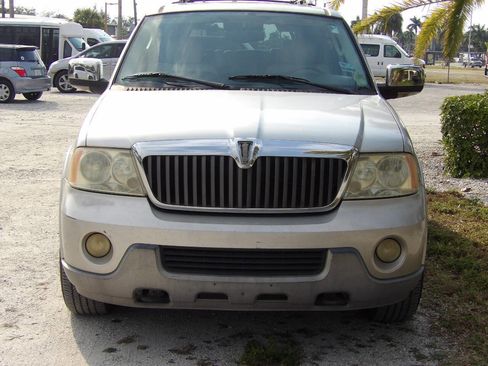 Used 2003 Lincoln Navigator Luxury image 12