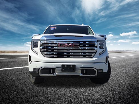 Used 2023 GMC Sierra 1500 Denali w/ Denali Reserve Package image 18