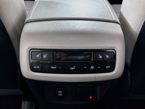 Used 2024 Hyundai Palisade Limited AWD/4WD image 7