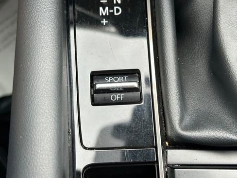 Used 2019 MAZDA MAZDA3 Sedan w/ Preferred Package FWD image 28