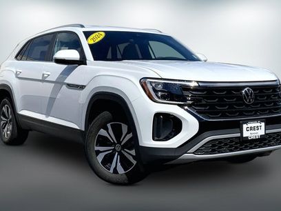 Used 2024 Volkswagen Atlas Cross Sport SE