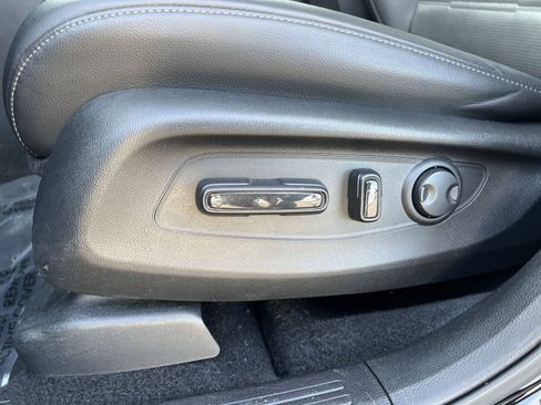 Used 2025 Honda CR-V EX-L image 14