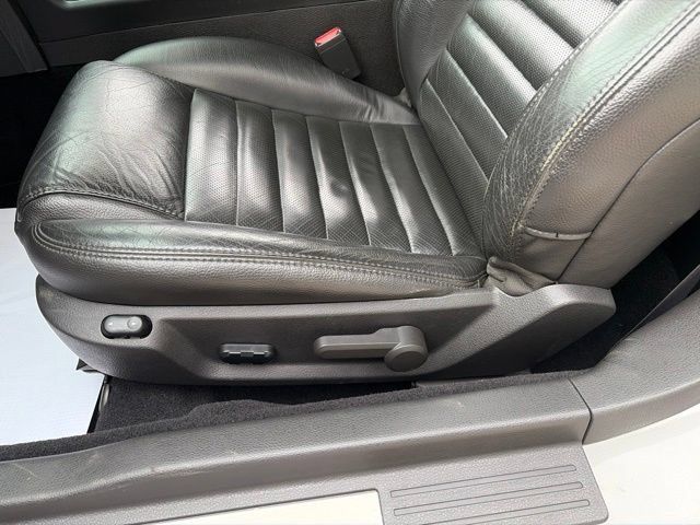 Used 2009 Ford Mustang Shelby GT500 RWD image 9