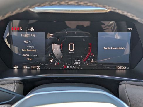 Used 2024 GMC Canyon Denali image 21