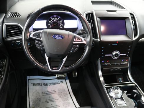 Used 2020 Ford Edge ST w/ Equipment Group 401A image 2