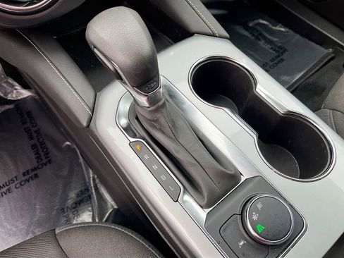 Used 2024 Chevrolet Blazer LT w/ Midnight/Sport Edition image 6