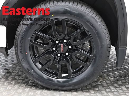 Used 2022 GMC Sierra 1500 Elevation image 34