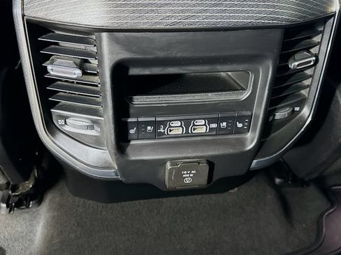 Used 2019 RAM 1500 Limited AWD/4WD image 29