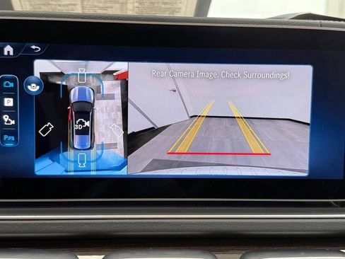 Certified 2025 Mercedes-Benz GLS 450 4MATIC image 16