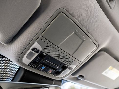 Used 2015 Acura TLX V6 w/ Technology Package image 26