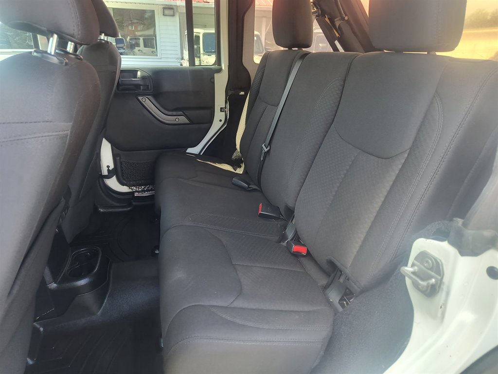 Used 2017 Jeep Wrangler Unlimited Sport w/ Quick Order Package 24S AWD/4WD image 31