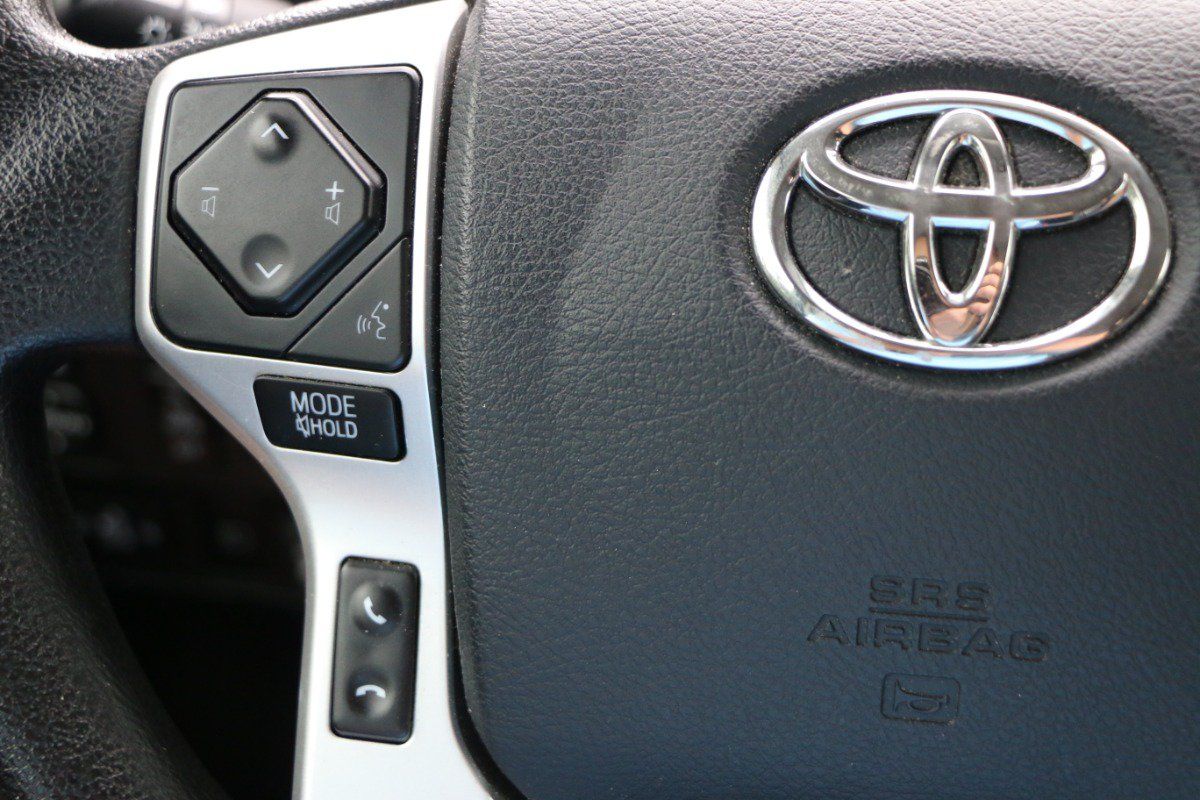 Used 2020 Toyota Tundra SR5 w/ TRD Off-Road Package AWD/4WD image 16