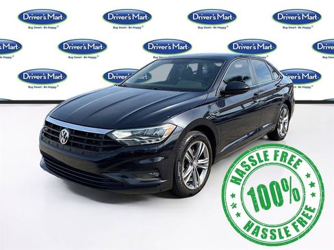 Used 2019 Volkswagen Jetta R-Line w/ R-Line Cold Weather Package image 3