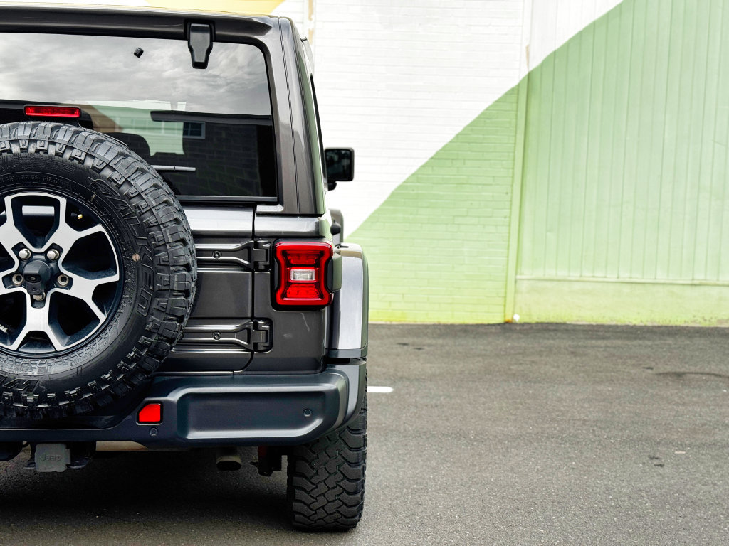 Used 2019 Jeep Wrangler Unlimited Rubicon AWD/4WD image 14