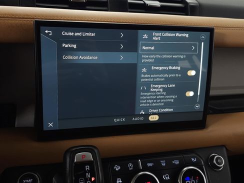 Used 2023 Land Rover Defender 130 First Edition image 27