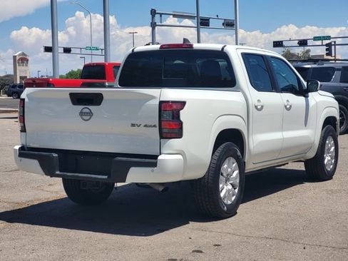 Certified 2024 Nissan Frontier SV w/ SV Convenience Package AWD/4WD image 3