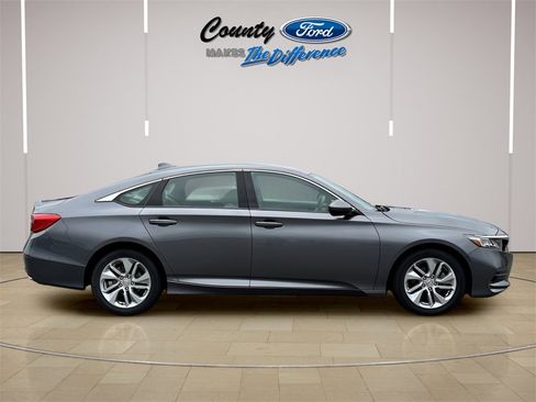 Used 2020 Honda Accord LX image 9