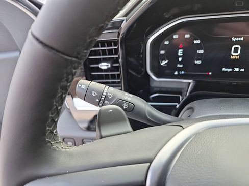 New 2026 GMC Sierra 1500 Elevation image 36