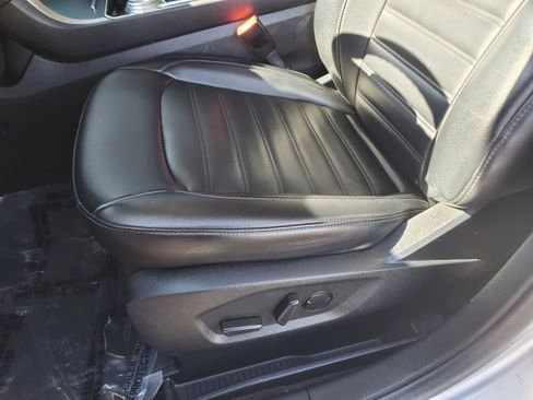 Used 2020 Ford Edge SEL w/ Convenience Package FWD image 14