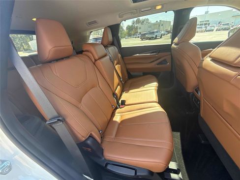 Used 2025 INFINITI QX60 Sensory image 28