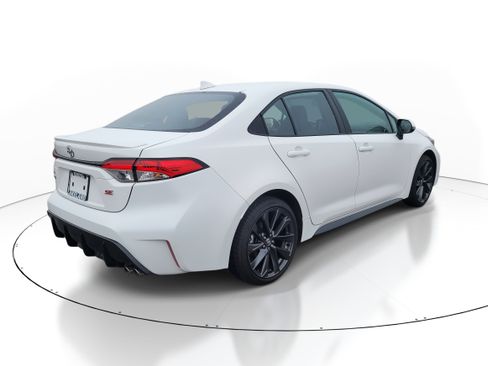 Certified 2025 Toyota Corolla SE image 7