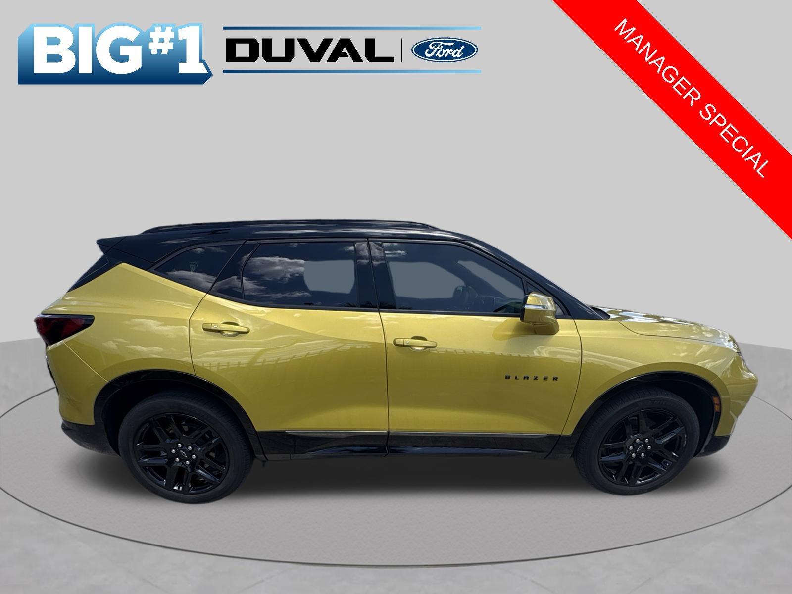 Used 2024 Chevrolet Blazer RS w/ Driver Confidence II Package FWD image 4