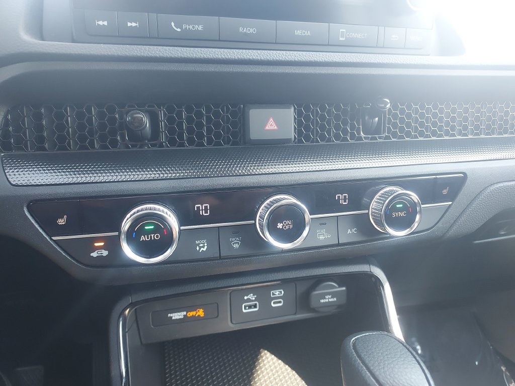Used 2025 Honda CR-V EX image 17