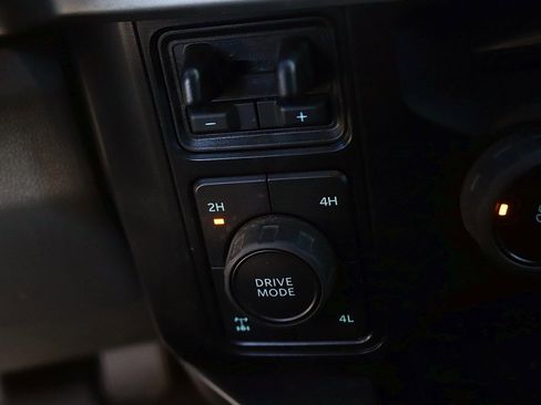 Used 2024 Ford F250 XLT w/ FX4 Off-Road Package image 24