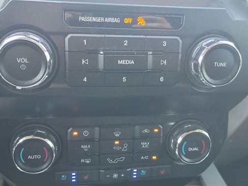 Used 2020 Ford F150 Lariat AWD/4WD image 14