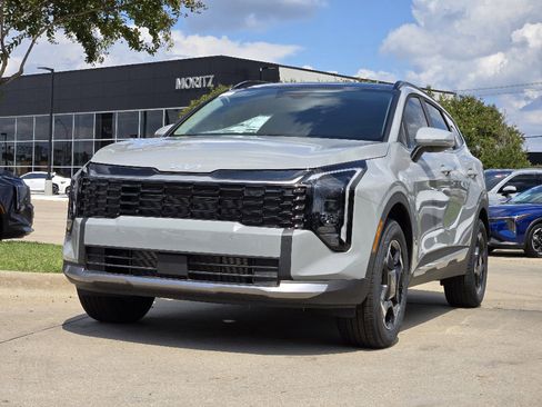 New 2026 Kia Sportage EX w/ EX Panorama Roof Package image 2