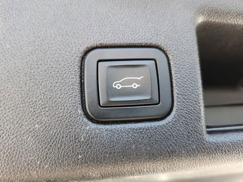 Used 2018 Chevrolet Equinox LT AWD/4WD image 22