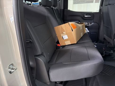 New 2026 Chevrolet Silverado 1500 Custom Trail Boss AWD/4WD image 19