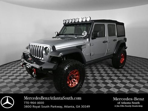 Used 2018 Jeep Wrangler Unlimited Sport S AWD/4WD image 1