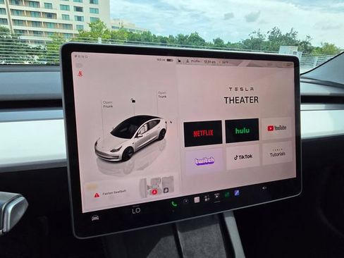 Used 2023 Tesla Model 3 Standard Range RWD image 34