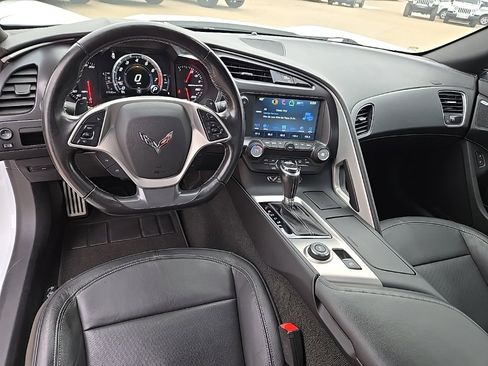 Used 2019 Chevrolet Corvette Stingray Coupe w/ Carbon Flash Badge Package image 48