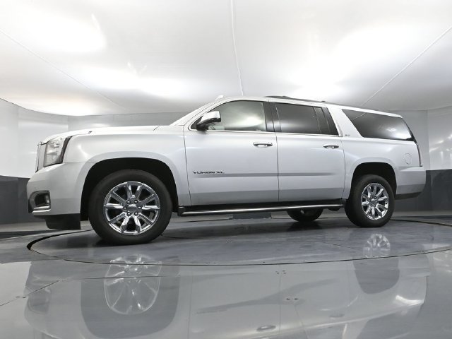Used 2018 GMC Yukon XL SLT w/ Open Road Package AWD/4WD image 55