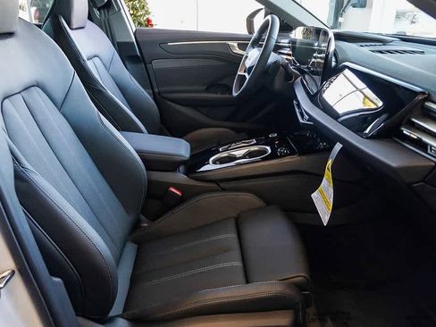 New 2026 Audi A6 Premium Plus image 18