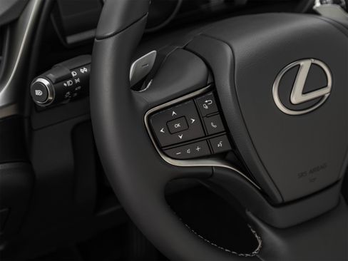 Used 2021 Lexus ES 350 Ultra Luxury w/ Accessory Package 2 FWD image 47