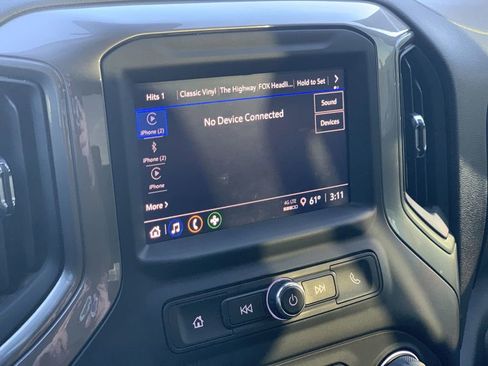 Used 2024 Chevrolet Silverado 1500 Custom Trail Boss w/ Dark Appearance Package image 10