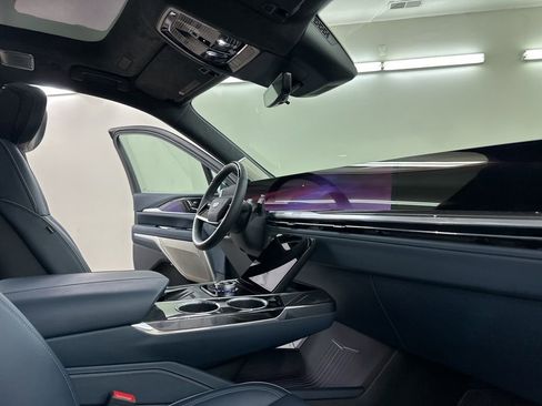 Certified 2025 Cadillac Escalade IQ Luxury 2 image 16